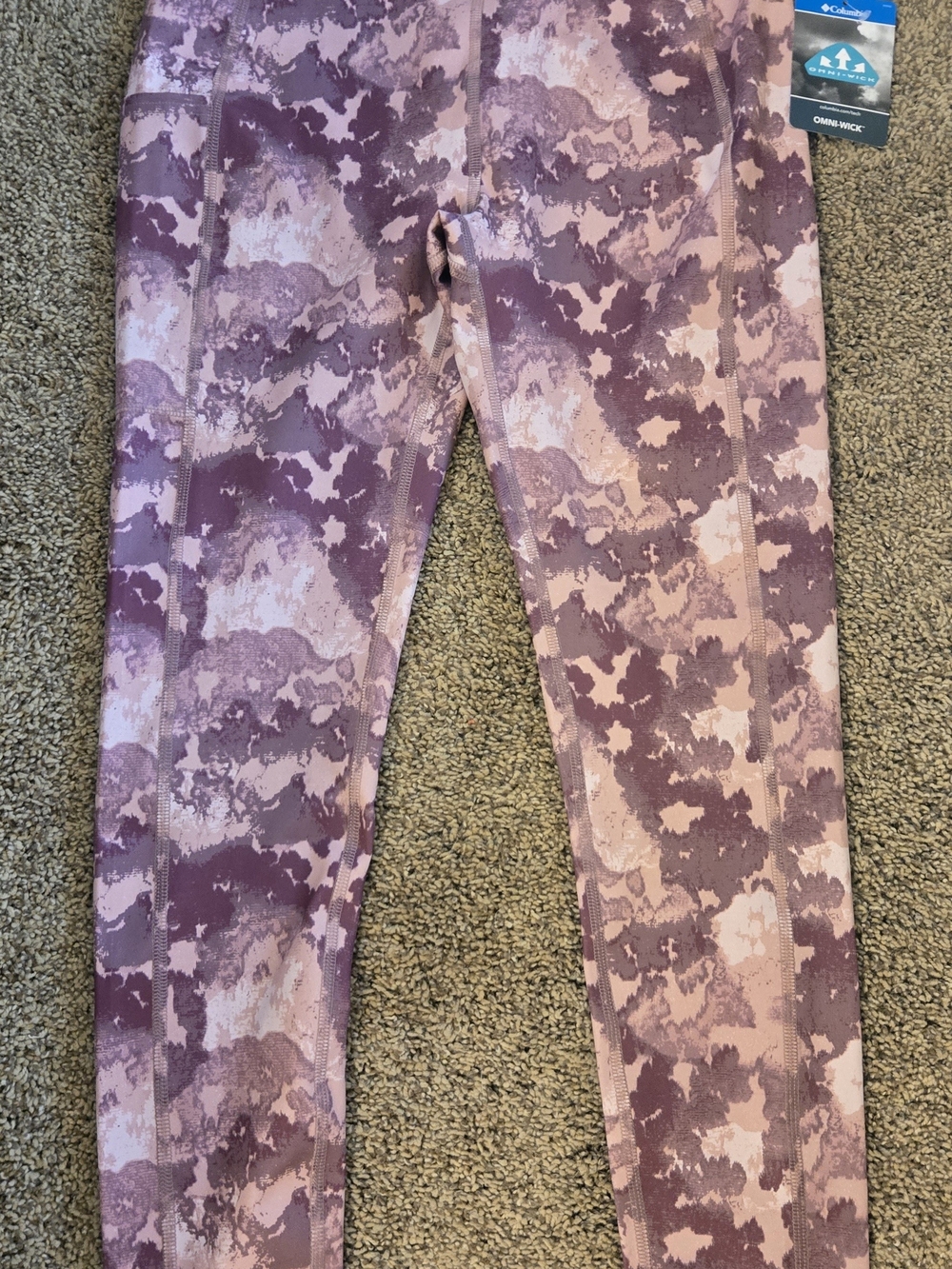 Columbia Purple Pink Camo Active Leggings